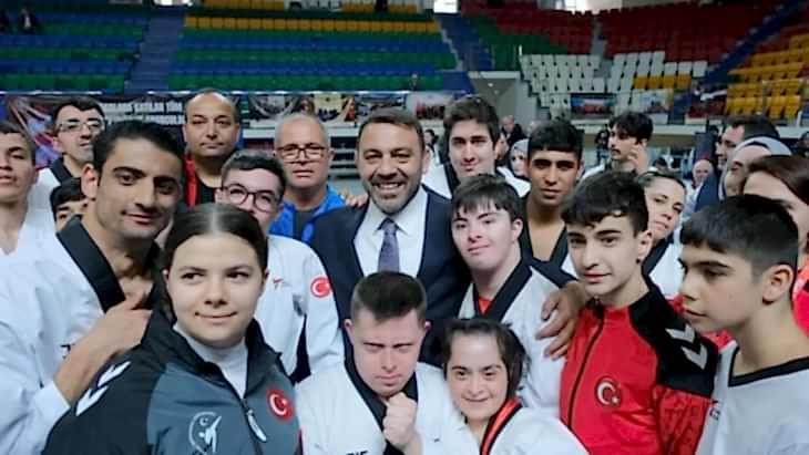 Özel Çocuklarımızdan Anlamlı İki Madalya